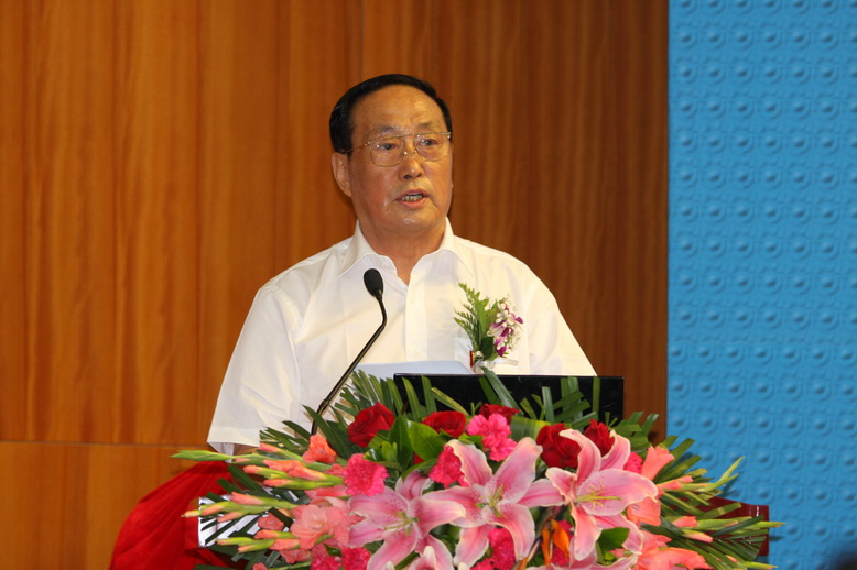 2011中國汽車產業信息化高峰論壇暨成果評選在京舉辦      